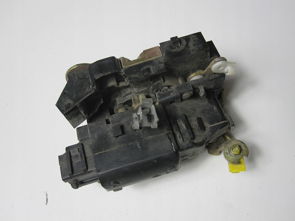 фото №5, Замок дверь передний правый renault kangoo 01r