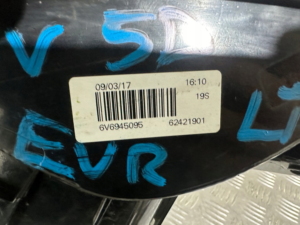 фото №6, Skoda fabia iii hb лампа задняя левая europa 6v6945095