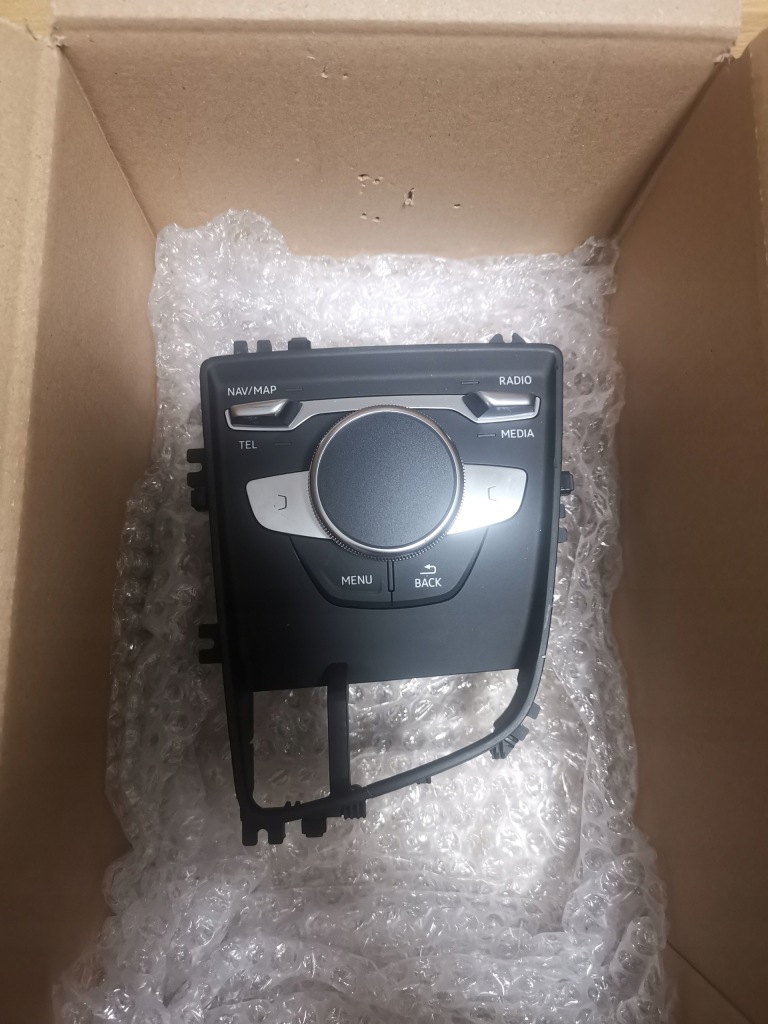 фото №1, Панель керування mmi ручка audi r8 sypder 2016 europa legalne справні