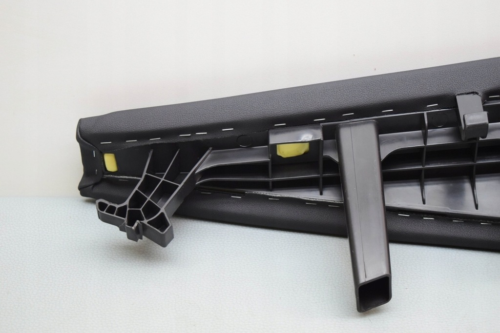 фото №5, Задняя правая защита przy дверь audi q5 fy 80a885704 2.0l бензиновый 185kw