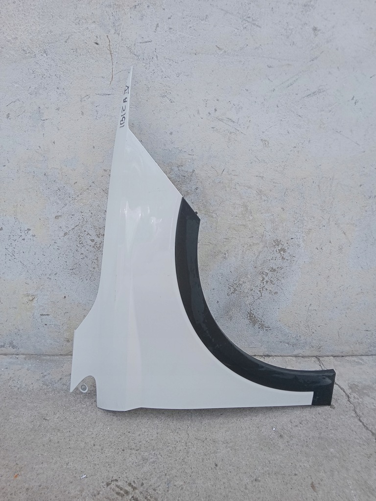 фото №13, Seat arona 6f 17- крила перед передній