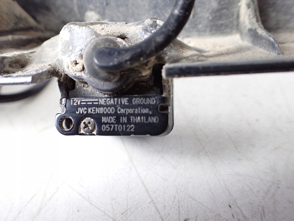 фото №8, Молдинг накладка крышки багажника задняя с камера кнопка audi s8 d3 4e0827576