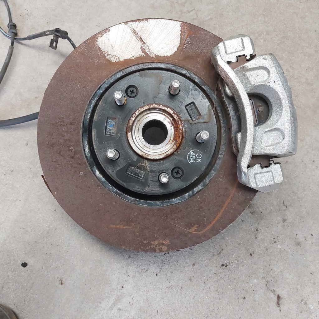 фото №12, Hyundai ix35 1,7crdi 2013 поворотный кулак правая передняя + суппорт + диск nowa