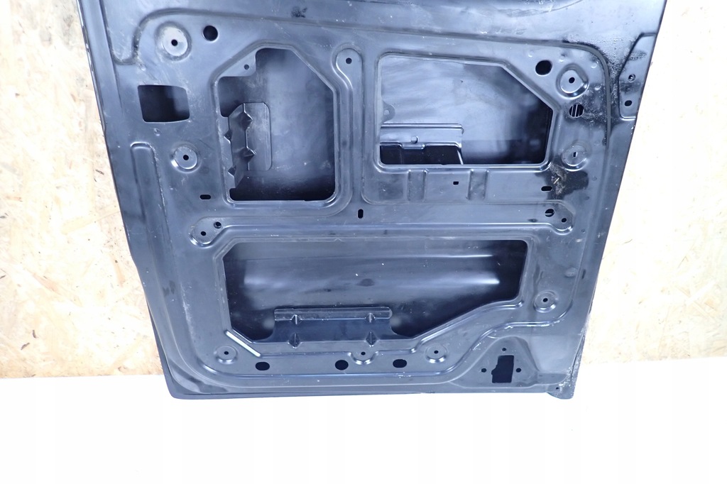 фото №9, Renault trafic iii vivaro дверь задние задняя