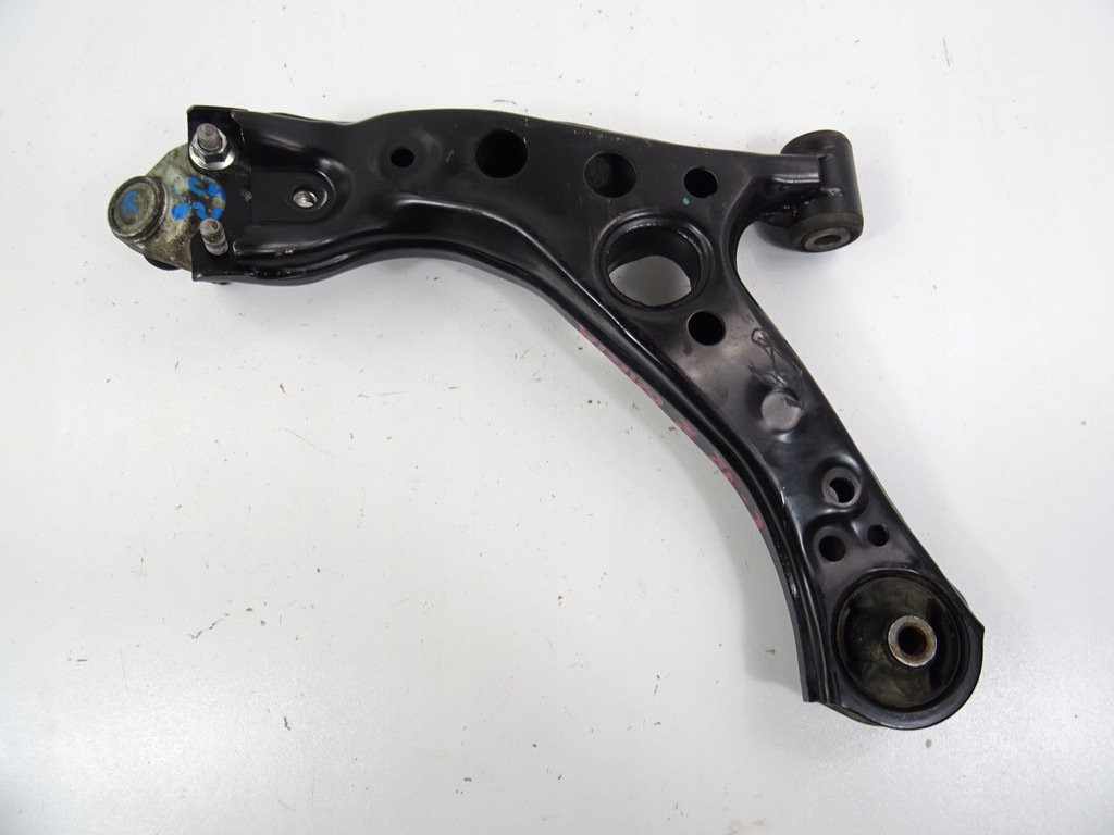 фото №8, Toyota chr c-hr 1.8 гибрид рычаг правый 2016-