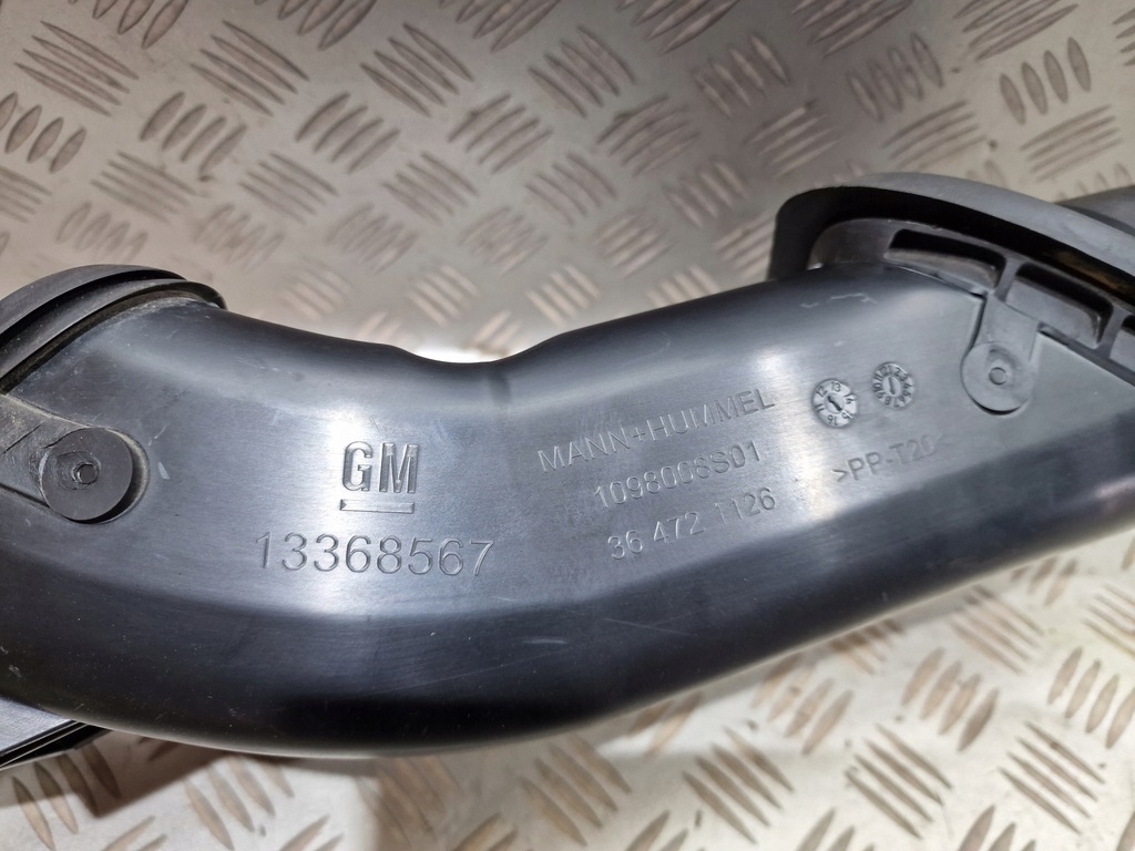 фото №9, Воздухозаборник ловушка воздуха opel astra j gtc opc 2.0 turbo