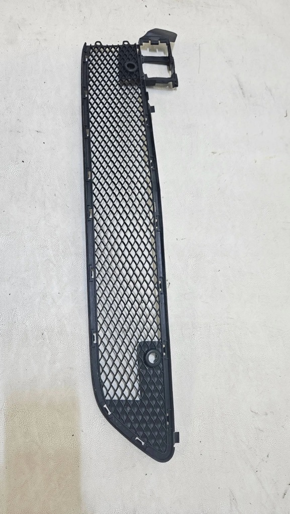 фото №7, Решётка бампера перед передняя mercedes b-klasa w246 a246 lift a2468852222