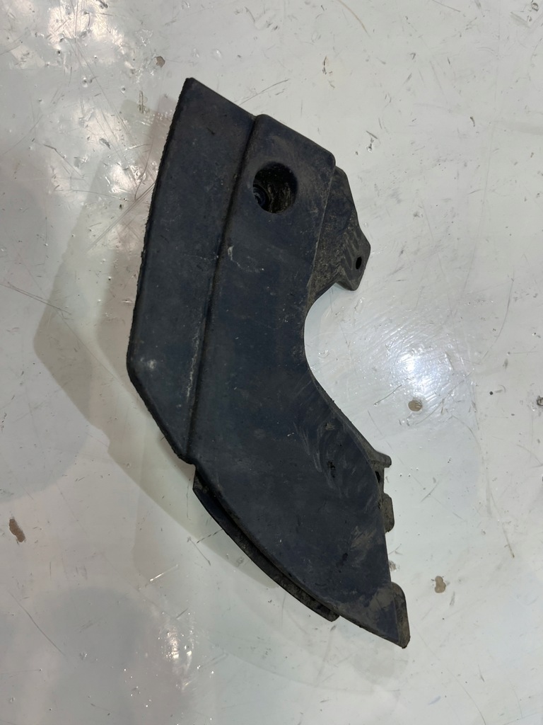 фото №1, Бризковик правий задня passat b8 3g0854858