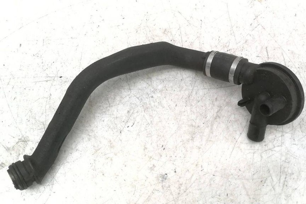 фото №9, Wąż вентиляційний vw passat b7 alltrack 365 028103491g 1.9l дизель