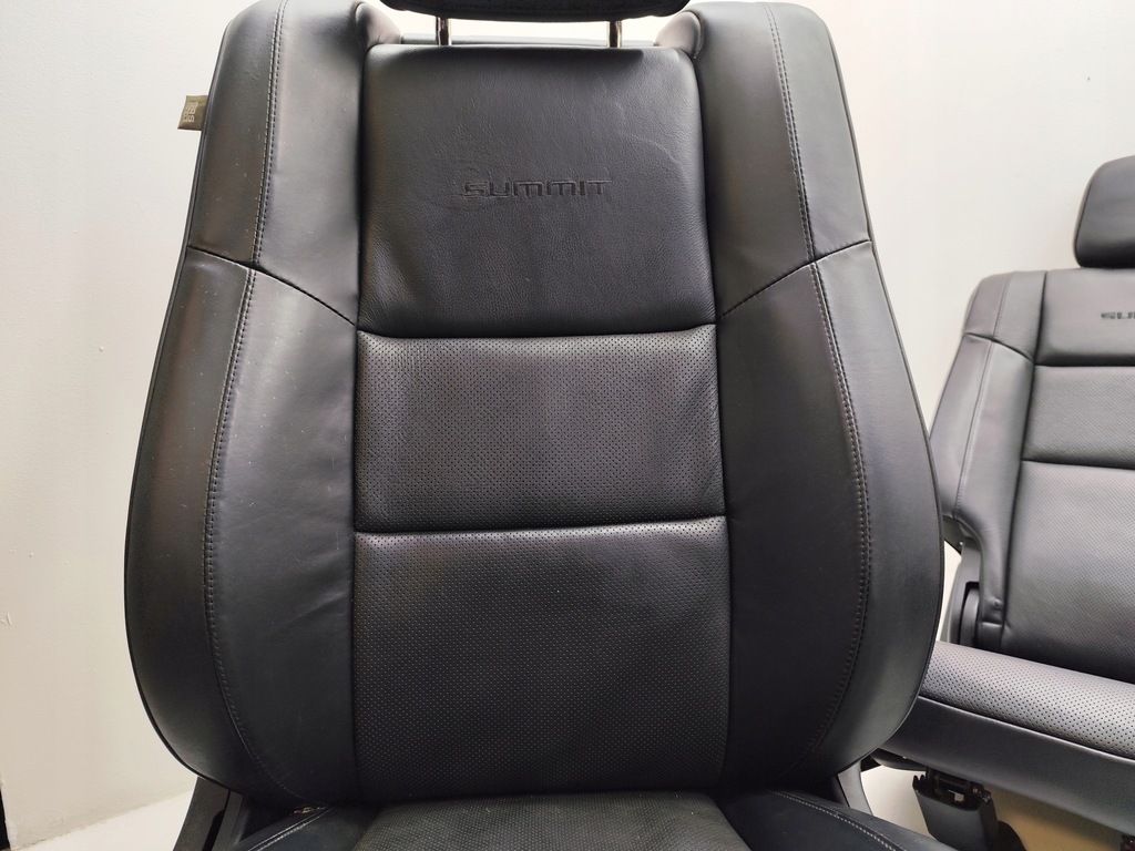 фото №8, Jeep grand cherokee wk2 summit сидіння заднє сидіння монітори шкіра
