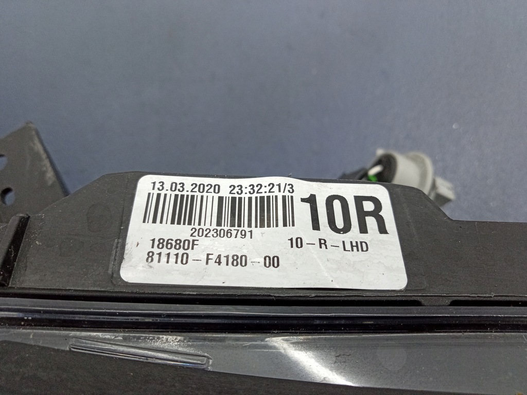 фото №6, Toyota c-hr lift фара правый led 81110-f4180