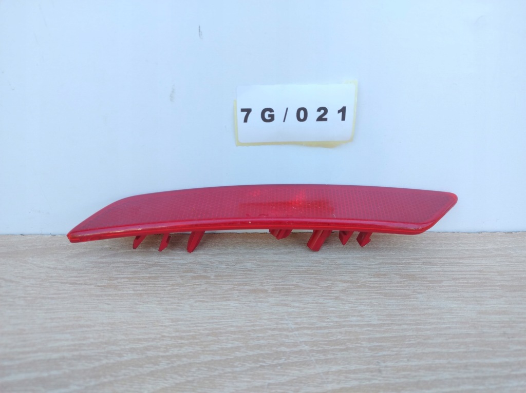 фото №1, Левый отражатель бампера задняя оригинальный jaguar i-pace