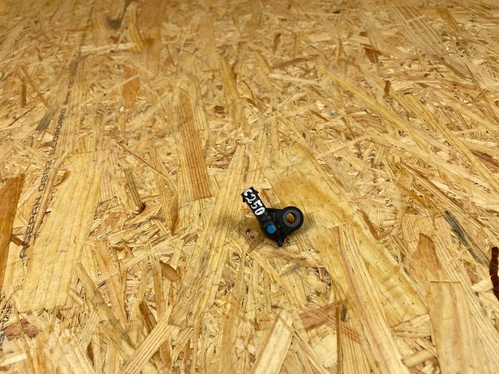 фото №7, Датчик удара ударный audi a4 b9 a5 8w a6 c8 a7 4m0959651