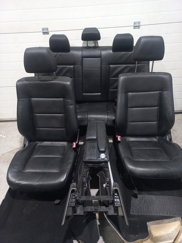 фото №1, Заднє сидіння сидіння салон mercedes w212 sedan europa