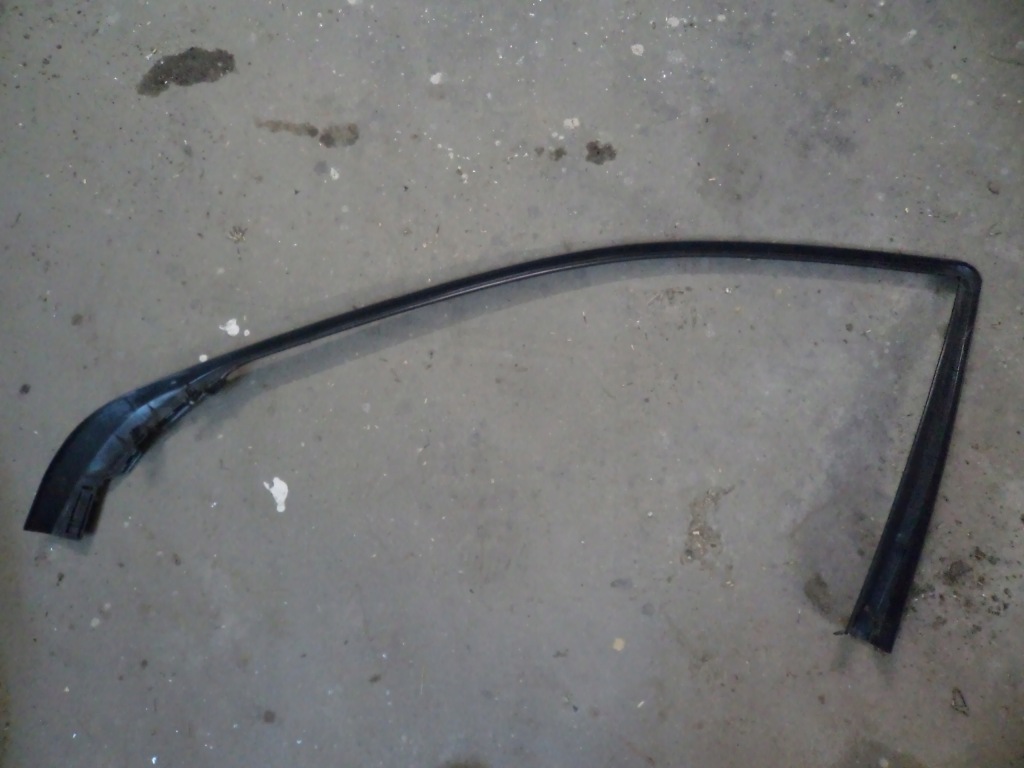 фото №2, Mercedes-benz оригінальний номер a2037250171 рамка двері лівий перед