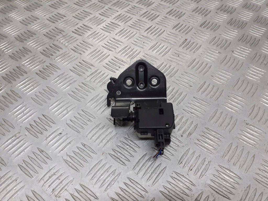 фото №1, Замок крышки багажника skoda octavia ii