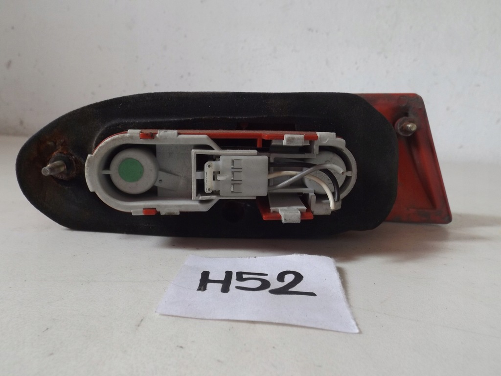 фото №2, Alfa romeo 159 лампа правый задняя