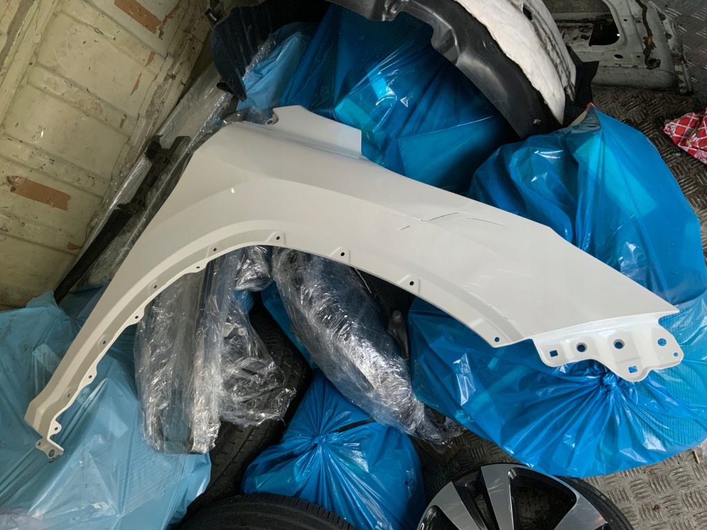 Lexus rx 350/450h 16-20 крила правий перед в Україні