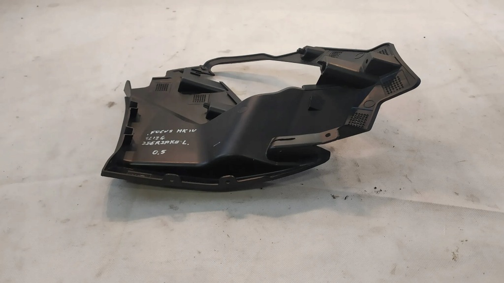 Направляющая бампера кронштейн левый задняя ford focus Цена