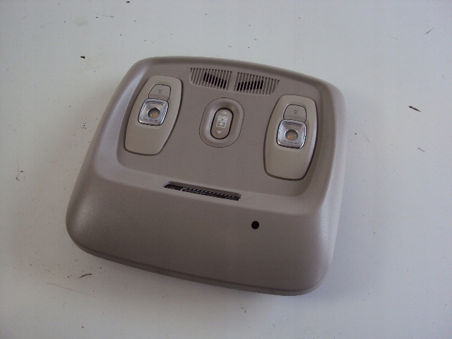 фото №1, Лампа потолочный renault kadjar 1.6 dci