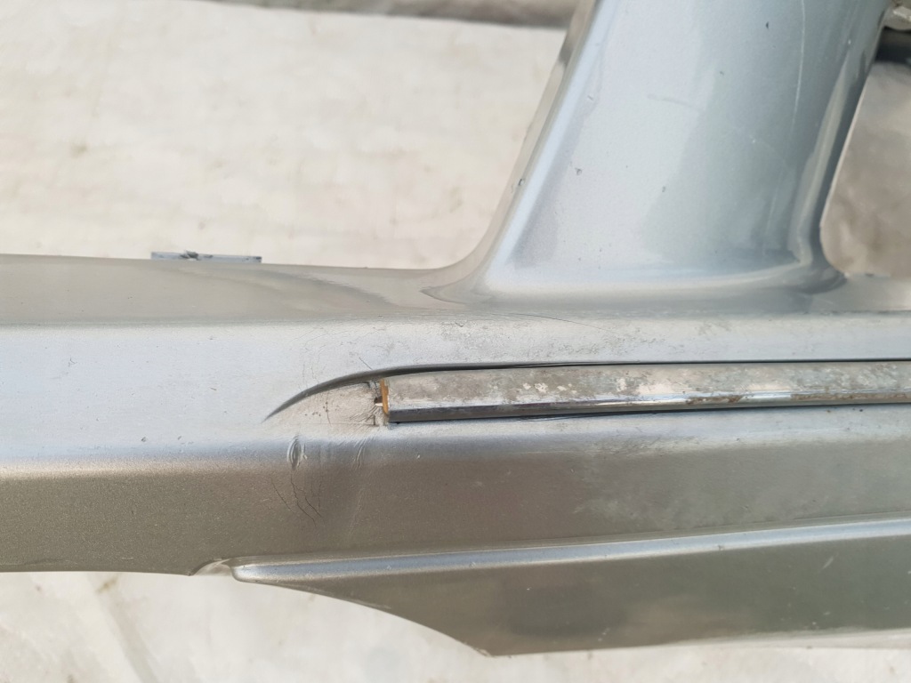 Mercedes c-klasa w204 07-10 бампер перед передний a2048850025 Оригинал