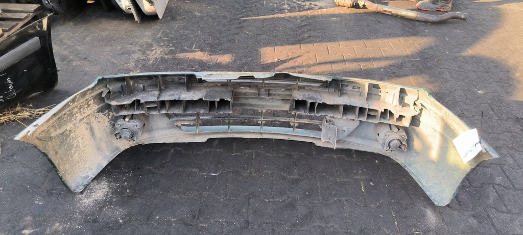 Бампер перед nv926 renault megane scenic 1 рестайлинг Доставка