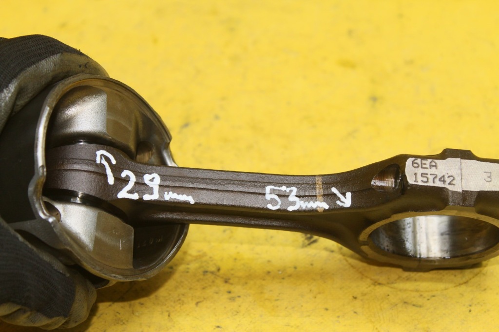 Поршень шатун 86l78 avensis t27 2.2 d4d 2ad Київ