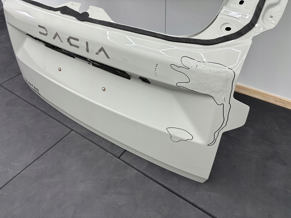 фото №8, Dacia duster iii 2024r-- крышка багажника багажника задняя задняя