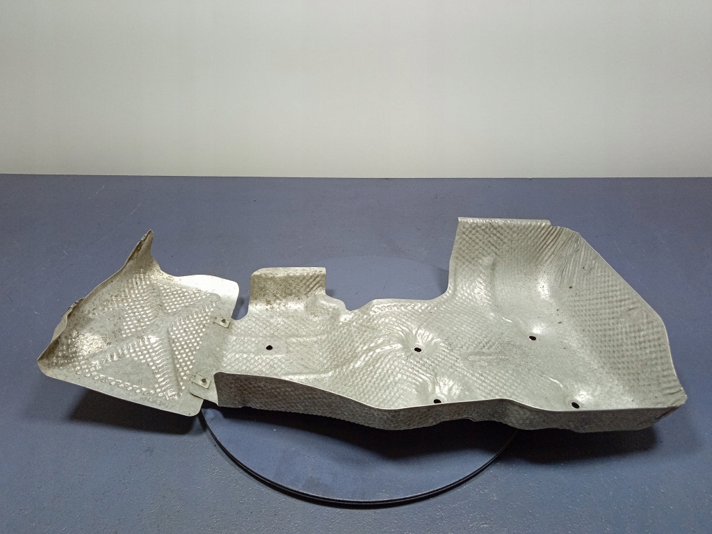 фото №1, Mercedes gls x167 изоляция защита тепловая a1676802503