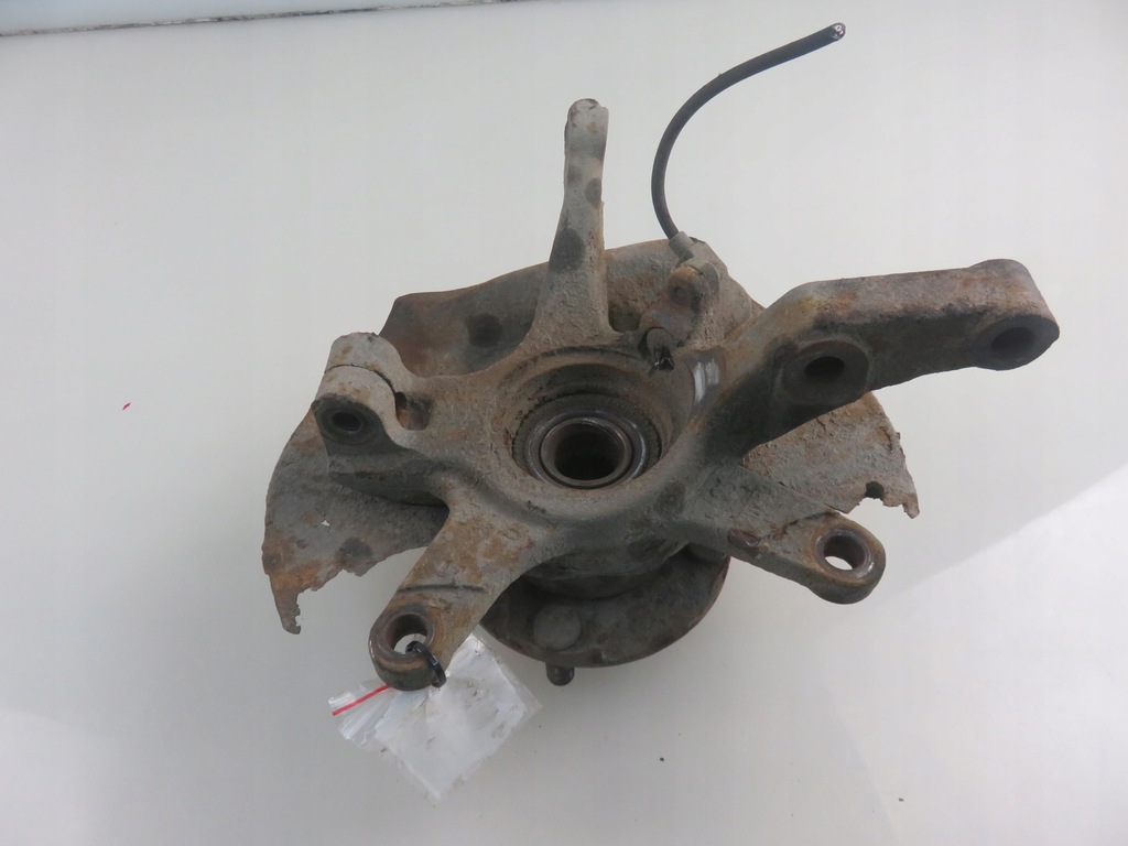 фото №6, Поворотный кулак ступица передняя левая suzuki wagon r+ 1.3 4wd 4x4