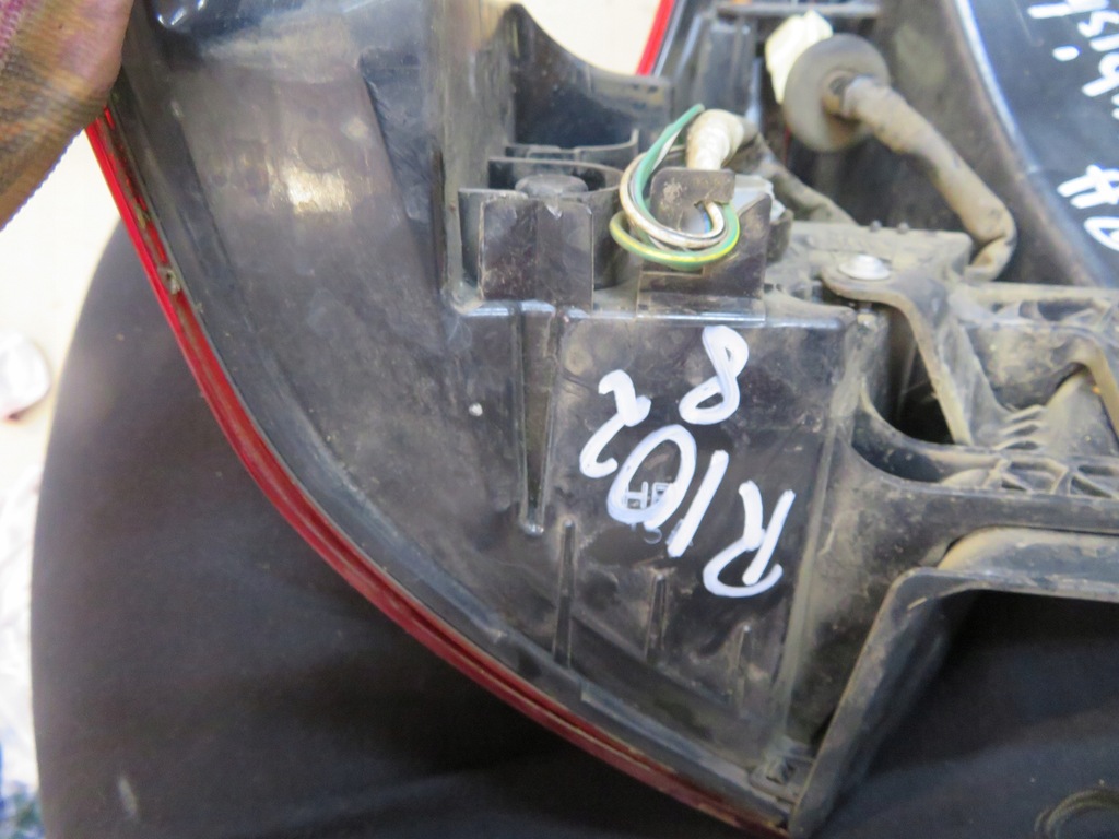 фото №15, Лампа задня права задня правий eclipse cross 17-