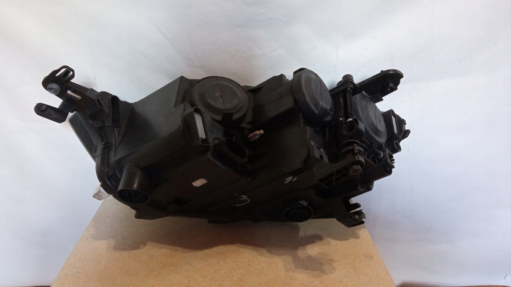 фото №3, Лампа перед vw t-roc