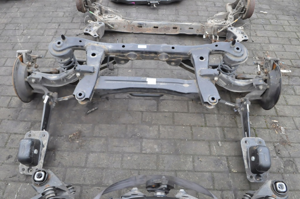 Купить Mg hs подвеска балка задний  комплект 10780454