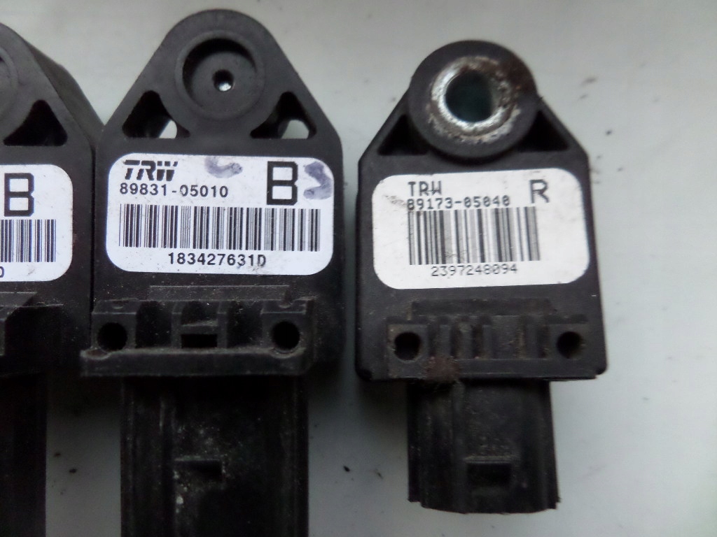 фото №5, Датчик ударный подушка безопасности датчик avensis t25 bok