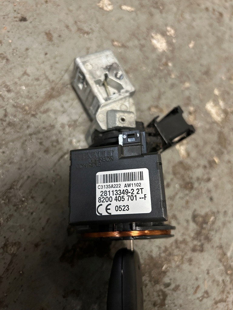 фото №5, Renault kangoo ii lift замок запалювання з ключ 8200405701f