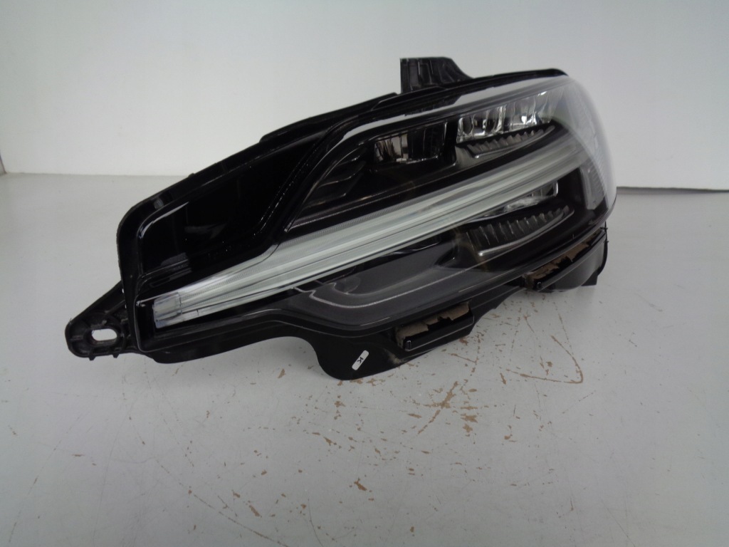 фото №1, Лампа левая фара volvo v60 s60 ii 18- full led active