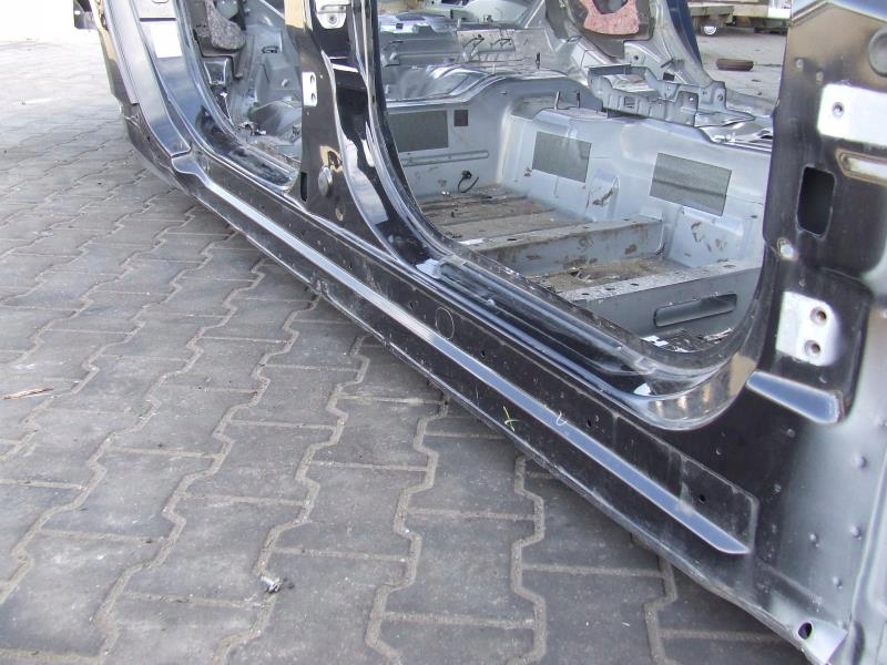 фото №2, Maserati quattroporte vi блок двигателя порог правый