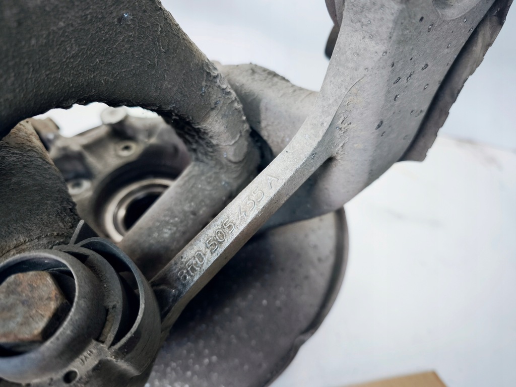 фото №7, Поворотный кулак левый задняя audi q5 8r quattro 8r0505435a 8r0505311b