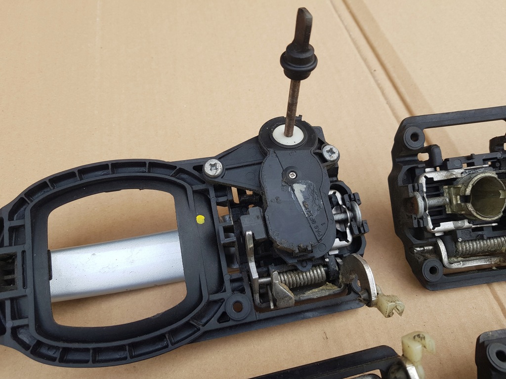 фото №11, Комплект ручки двері / audi a2 99-05 / ly7w / повний справні