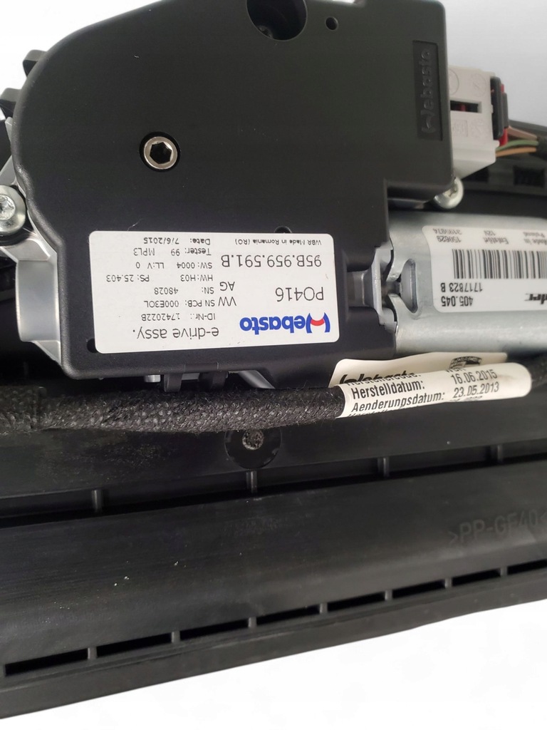 фото №11, Porsche macan 95b877041c люк