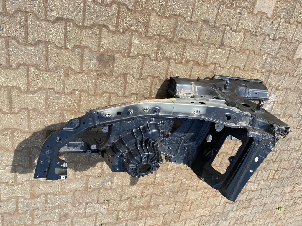 фото №1, Четверть подкрылок лонжерон правая перед mercedes cle cabrio a236