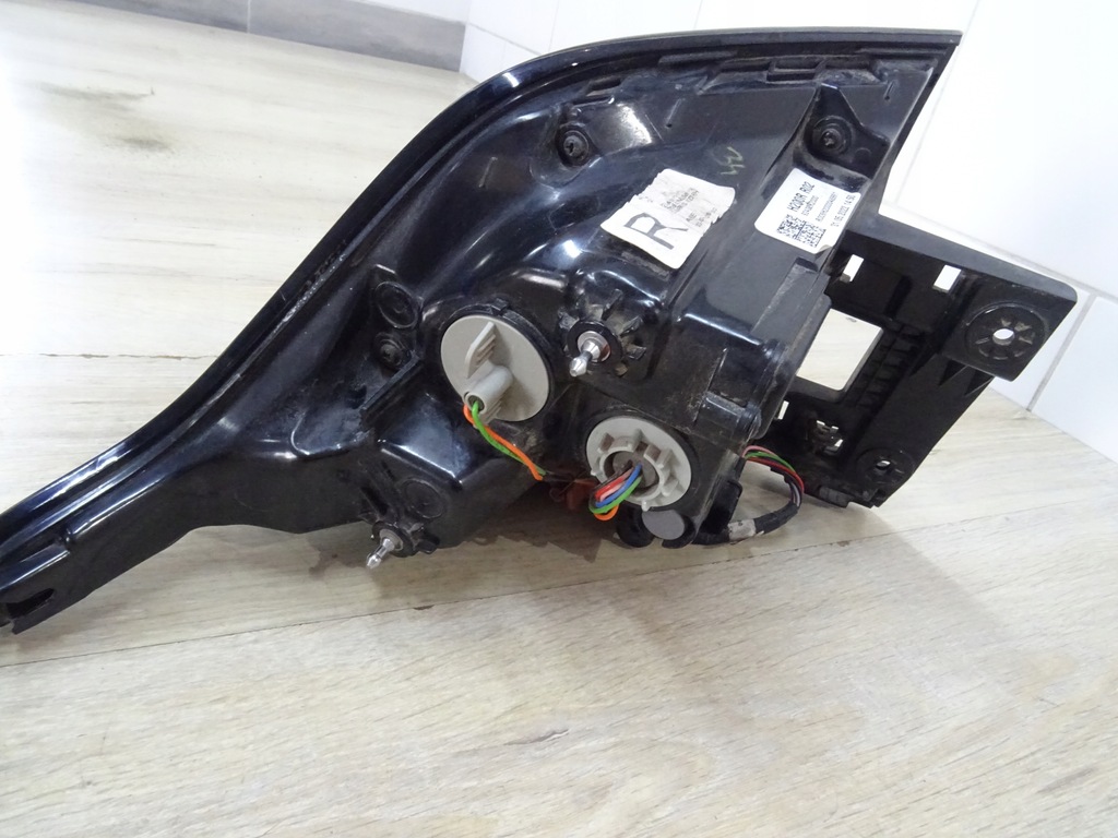 фото №7, Лампа задняя правая kia sportage v 5 led 92402-r2000
