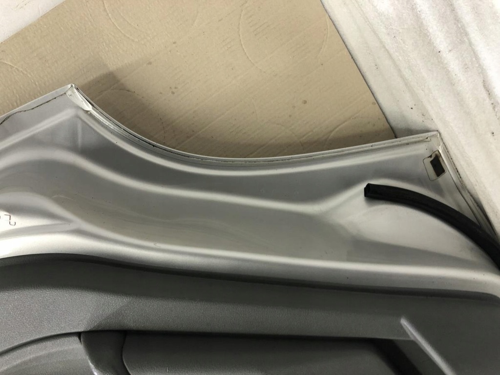 фото №13, Дверь правый задняя jeep grand cherokee wk iii