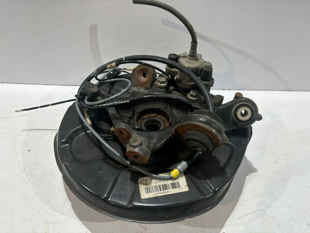 Bmw 3 f30 / f31 поворотный кулак ступица задний левая - 16240 в Украине