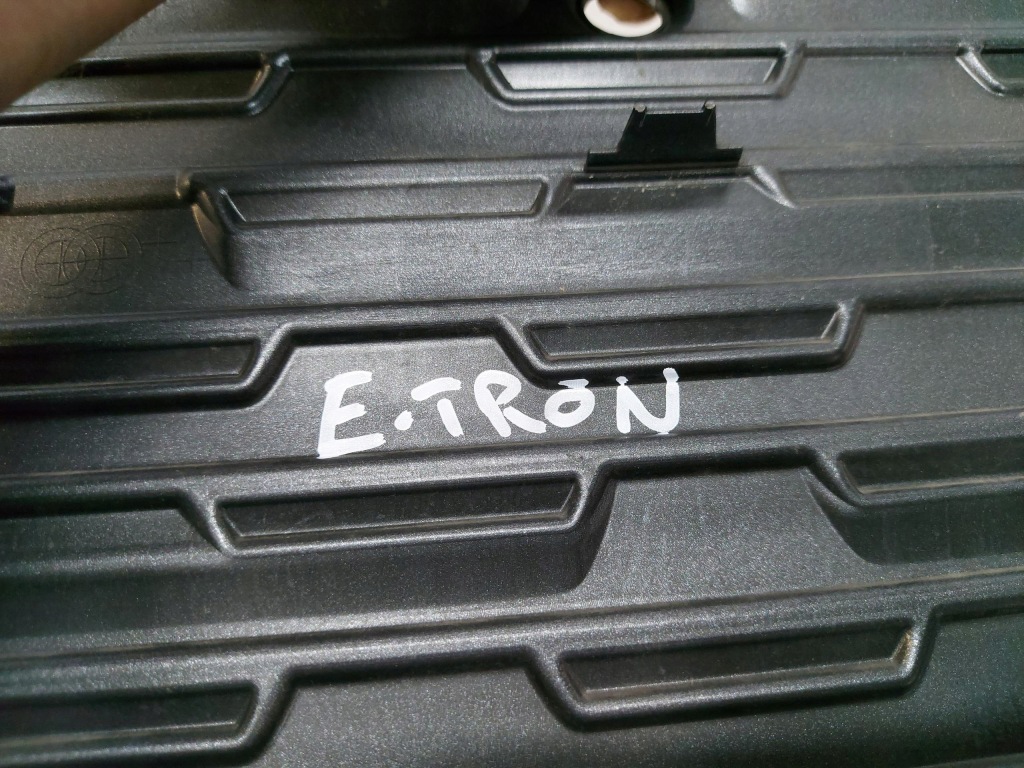 фото №7, Audi q4 e-tron решітка радіатора решітка радіатора бампера 89a853653a