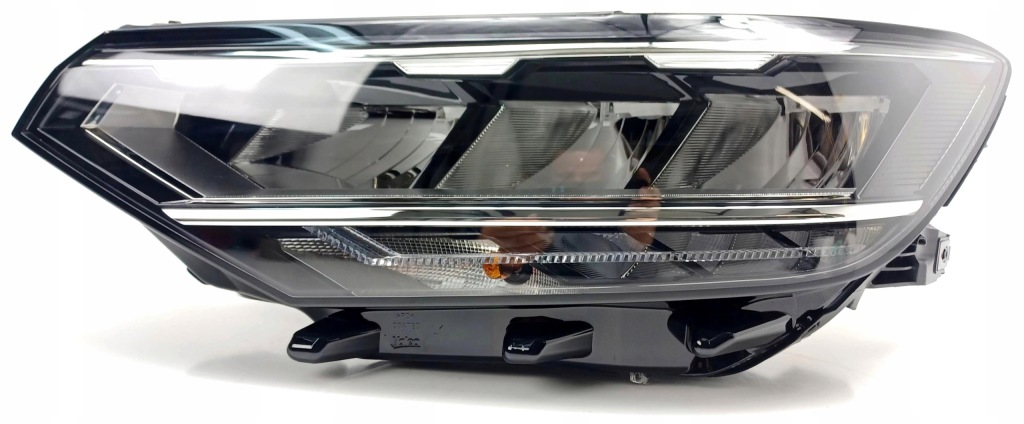 фото №1, Nowa org лампа левая передняя перед full led vw passat b8 3g1941035q