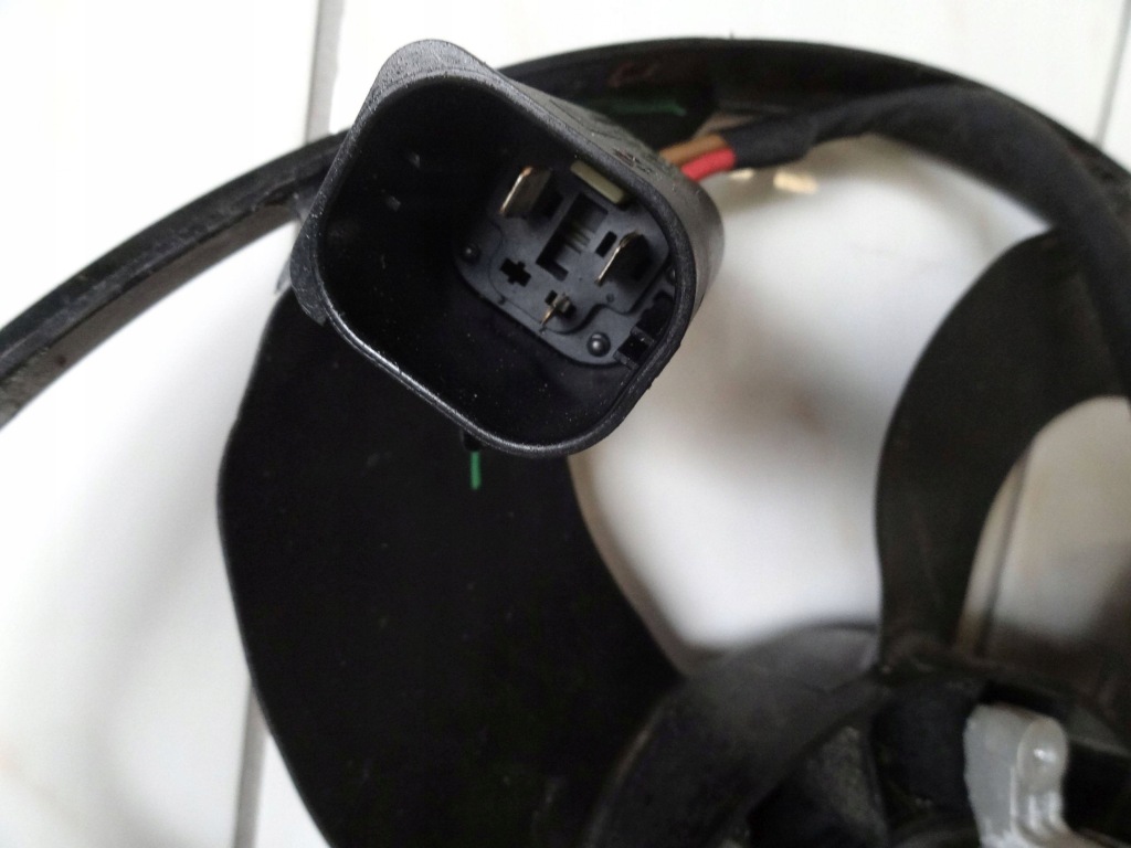 Bmw 2 f45 2015 1.5 b grantourer вентилятор радиатора 7636071-06 с Разборки