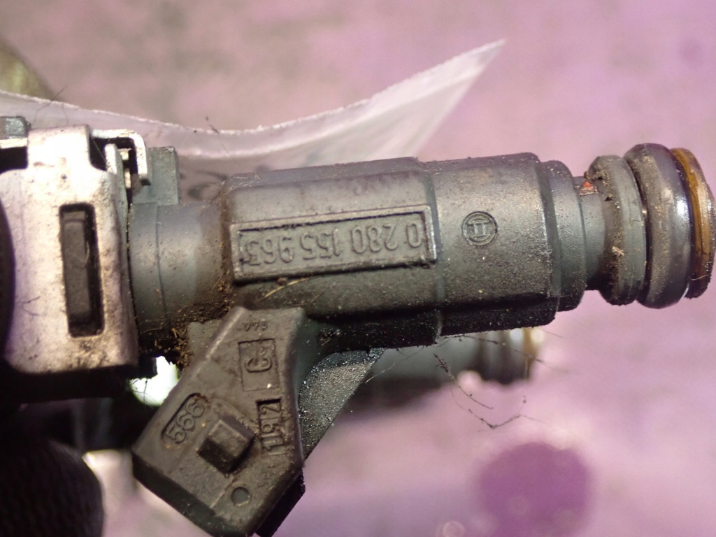 фото №12, Opel corsa c 00-03 1.2 75km молдинг упорскування 0280151076 0280155965