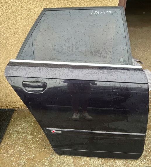 фото №1, Audi a4 b7 дверь правое задняя