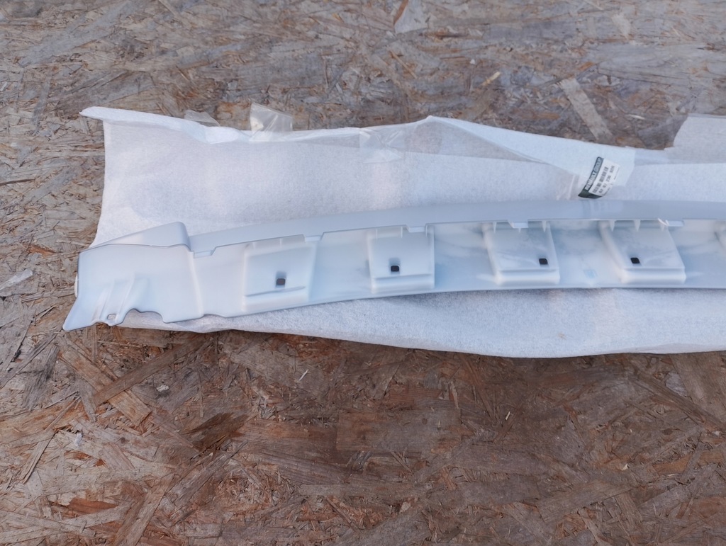 фото №9, Накладка бампера молдинг перед спойлер dacia sandero stepway i